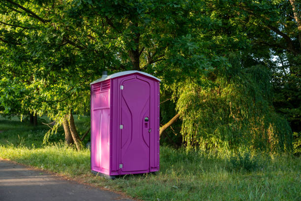 Best Portable restroom trailer rental  in Tracy, MN